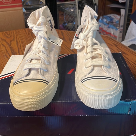Pro Keds royal high top, medium, unisex size 8. Original old school shoe. - Picture 2 of 10